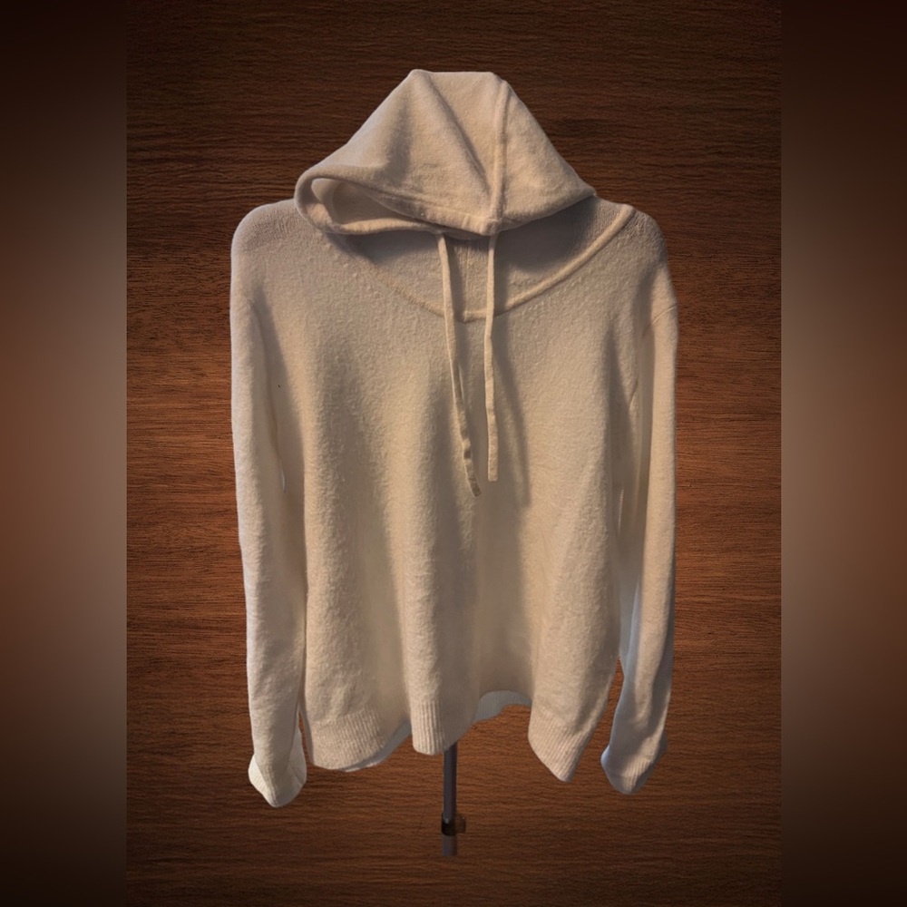 Like New - Banana Republic Cream Hooded Sweater